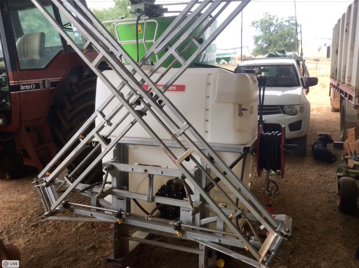 2016 Croplands Linkage Sprayer Machinery & Equipment